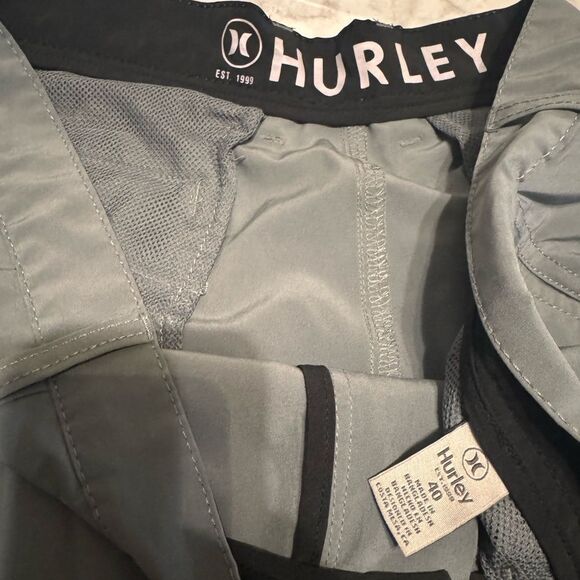 Hurley Gray Board Shorts Sz 40 - Picture 4 of 4